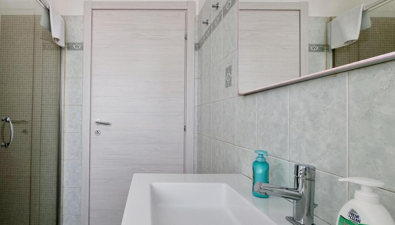 Guest Holiday Bari Reggio Emilia Bagian luar foto